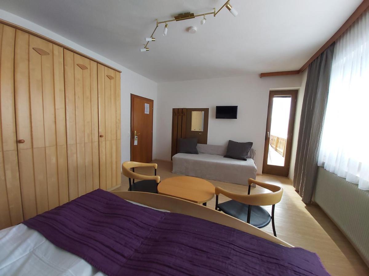 B&B Pension Karlsdorfer Hof Seeboden Eksteriør billede