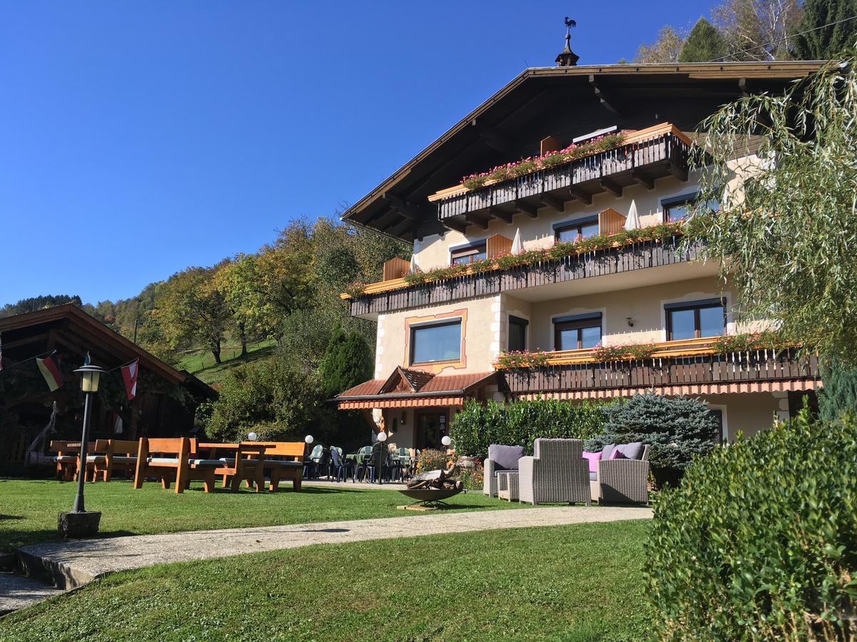 B&B Pension Karlsdorfer Hof Seeboden Eksteriør billede